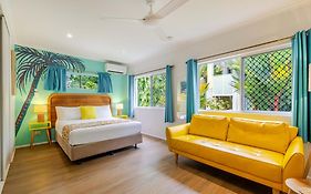 Port Douglas Motel